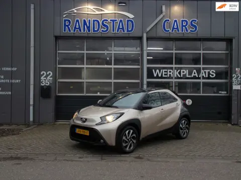 Toyota Aygo X 1.0 VVT-i S-CVT first Automaat Camera Arico Elek Pakket 5Deurs 2023bj GARANTIE