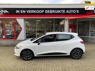 Renault Clio 0.9 TCe Expression - 5 drs - Navi - Bass Reflex