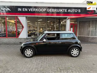 Mini 1.6 Cooper - Panoramadak - Inruil Mogelijk !!