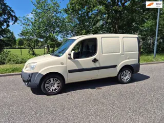 Fiat Doblò 1.4 Basis 2007 BENZINE NETTE STAAT SCHUIFDEUR