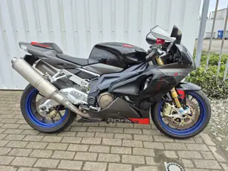 Aprilia RSV1000R Factory mille