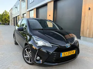 Toyota Yaris 1.5 Hybrid Y20 (bj 2018) AUTOMAAT|PANO|XENON|NAVI|CAMERA!