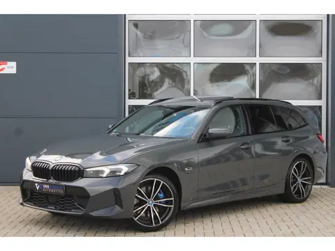 BMW 3-serie Touring 330e xDrive M-Sport Pro| Pano | ACC | Memory | HK | HUD | Elek. trekhaak