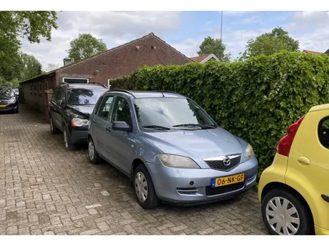 Mazda 2 Automaat 1.4 Exclusive (bj 2003)