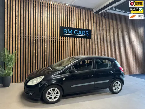 Opel Corsa 1.4-16V Enjoy Airco,Trekhaak, PDC