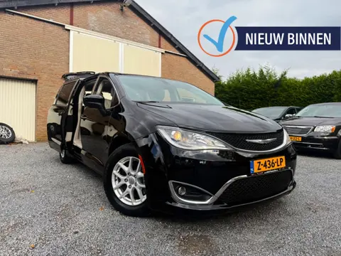 Chrysler Grand Voyager 3.6 V6 LIMITED J.DAIMLER STOW&GO BLACK&WHITE DESIGN