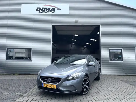 Volvo V40 2.0 T2 Nordic+ / Trekhaak / Navigate