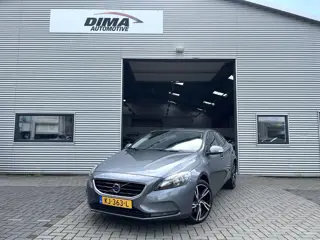 Volvo V40 2.0 T2 Nordic+ / Trekhaak / Navigate