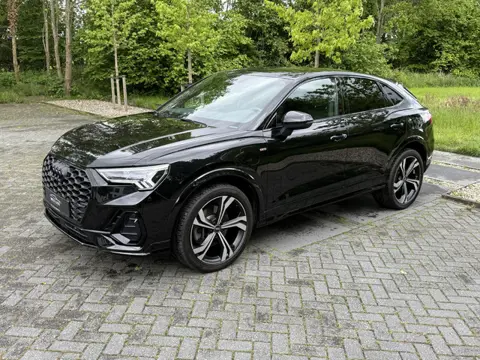 Audi Q3 Sportback 45 TFSI e S-line S-Edtion KEYLESS | ACC | SFEER | CARPLAY | BLACKSTYLE | STOELVERW