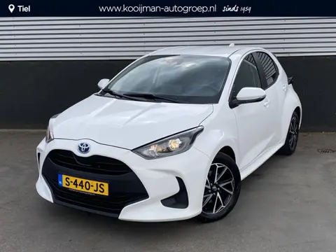 Toyota Yaris 1.5 Hybrid Active Dynamic-special Nieuw geleverd, dealeronderhouden, Lichtmetalen velge