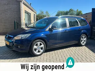 Ford Focus Wagon 1.6 Comfort |trekhaak | airco | cruise | nw apk !