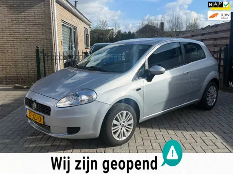 Fiat Grande Punto 1.4 Edizione Lusso | nieuwe apk keuring | airco | cruise | lm velgen |