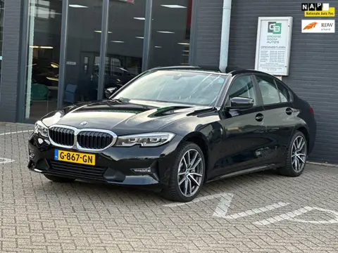 BMW 3-serie 330e High Executive/LED/NAVI/CARPLAY/NL-AUTO NAP!!