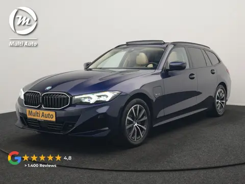 BMW 3 Serie Touring 320e xDrive PHEV 204pk Dealer O.H. | Trekhaak Af Fabriek | Panodak | Adaptive Cr