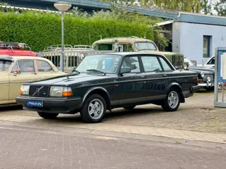 Volvo 240 2.3 DL Turbo velgen, trekhaak, handbak, nette staat