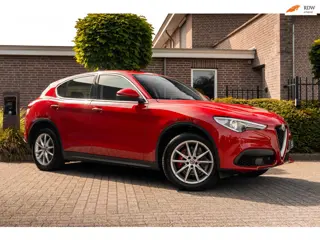 Alfa Romeo Stelvio 2.0 T AWD Super 280 PK Camera Stoel/Stuurverw Memory 19''