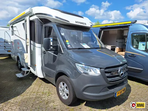 Hymer Tramp S 585 HEFBED + LENGTE BEDDEN