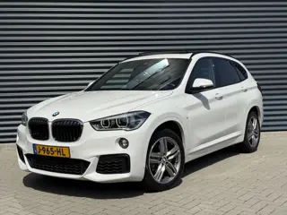 BMW X1 sDrive18i M-Sport Shadow (bj 2019, automaat)
