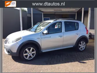 Dacia Sandero 1.6 Stepway airco nieuwe apk