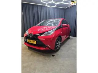 Toyota Aygo 1.0 VVT-i x-play