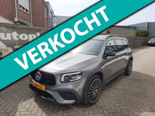 Mercedes-Benz GLB 180 MEMORIE AMG PANORAMADAK ECC