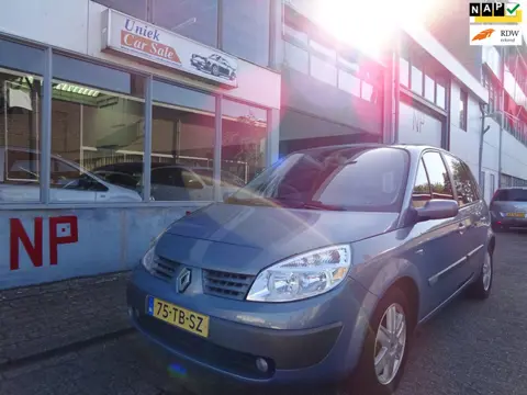 Renault Scénic 1.6-16V Privilège Luxe