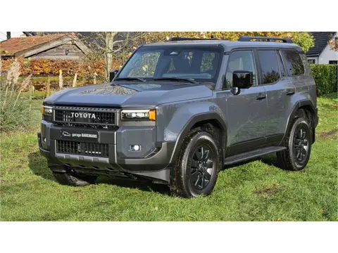 Toyota Land Cruiser 250 2.8 D-4D Executive GRIJS KENTEKEN