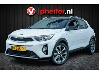 Kia Stonic 1.0 T-GDi DynamicLine Trekhaak/ Camera/ Navigatie/ Carplay/ 17" lmv/ Cruise control/ Airc