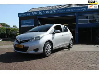 Toyota Yaris 1.3 VVT-i Aspiration 1 eig. navi dealeronderhouden