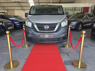Nissan NV300 VIVARO 6P LONG DIESEL