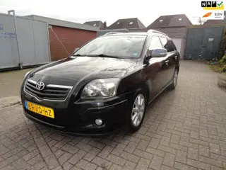Toyota Avensis Wagon 2.0 D-4D-F Luna CLIMA NAP
