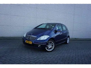 Mercedes-Benz A-Klasse 160 Business Class Elegance AUTOMAAT - Airco / Cruise / BT / Parkeers. / Lm v