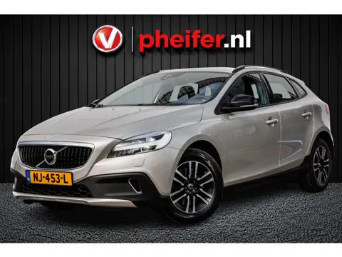 Volvo V40 Cross Country 2.0 D2 Nordic+ Trekhaak/ Stoelverwarming/ Standkachel/ Full map navigatie/ C