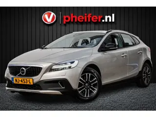 Volvo V40 Cross Country 2.0 D2 Nordic+ Trekhaak/ Stoelverwarming/ Standkachel/ Full map navigatie/ C