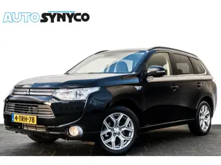 Mitsubishi Outlander 2.0 PHEV Executive Edition | 4 WD | Trekhaak | Camera | Navi | Clima | Cruise
