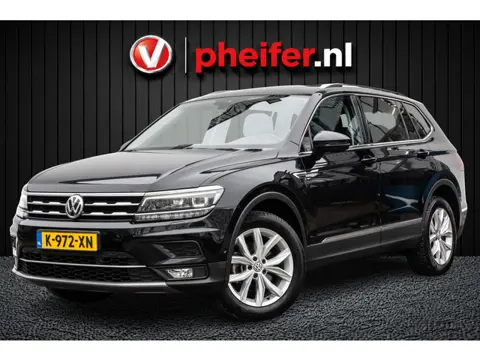 Volkswagen Tiguan Allspace 1.5 TSI Highline 7p. Trekhaak/ Panoramadak/ Memory/ Leer/ Camera/ Carplay