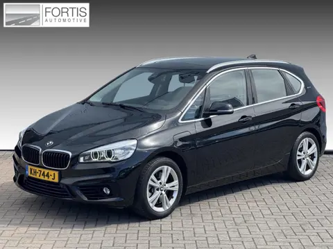 BMW 2-serie Active Tourer 225xe Sport NL-AUTO | LEDER | PANO | GROOT NAVI