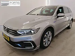 Volkswagen Passat Variant 1.4 TSI PHEV GTE Business NL-AUTO | STOELVERWARMING | CAMERA