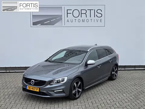 Volvo V60 2.0 T4 Business Sport R design NL-AUTO | PANODAK | LEDER | CAMERA | TREKHAAK