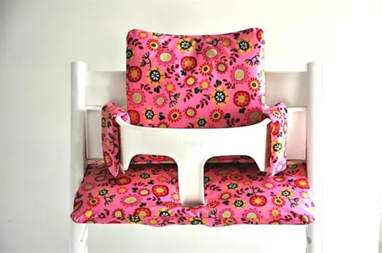 Stoelverkleiner kussen gecoat voor tripp trapp 'Flower Powe'