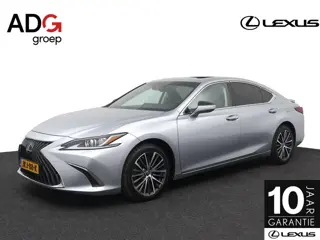 Lexus ES 300h Business Line | 18 Inch Lichtmetalen velgen | Blind Spot Monitor | Stoel & stoelverwar
