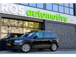 Volkswagen Tiguan 1.5 TSI Life Business | NAP! | PANO | MASSAGE | STOEL/STUURVERW | KEYLESS | ELEK T
