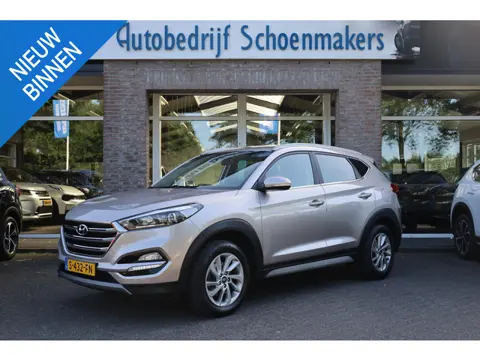 Hyundai Tucson 1.6 GDi Comfort TREKHAAK CAMERA ALL-SEASONS CARPLAY 2xKEYLESS CRUISE 2xPDC NAVI CLIMA