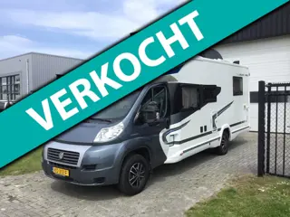 Chausson 717 QUEENSBED/HEFBED