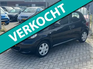 Toyota Aygo 1.0-12V Comfort Navigator 5 deurs! NL AUTO NAP! Airco l Toerenteller l Navi l Bleutooth 