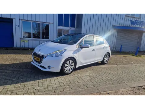 Peugeot 208 1.4 VTi Allure 5 Deurs Inruil Mogelijk