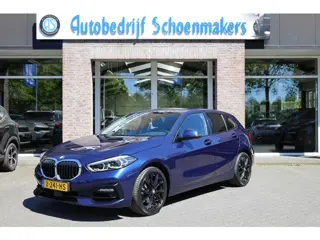 BMW 1-serie 118i High Executive STOELVERWARMING 18"LMV CRUISE NAVI 2xPDC CLIMA HALFLEER M-STUUR