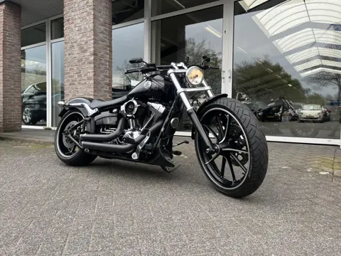 Harley Davidson 103 FXSB Softail Breakout