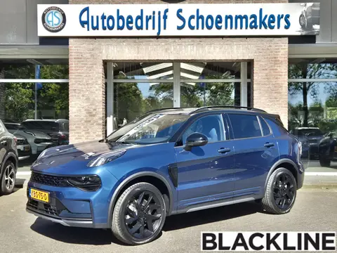 Lynk & Co 01 1.5 BLACKLINE + STUURVERWARMING MY23 360-CAMERA STUUR/STOELVERW. ROLHOES PANO/SCHUIF ME