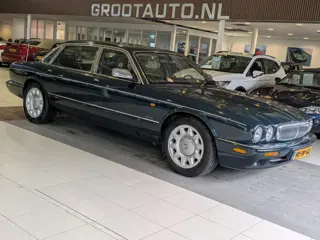 Daimler 4.0 4.0 V8 Super Automaat Airco, Cruise Control, Stuurbekrachtiging